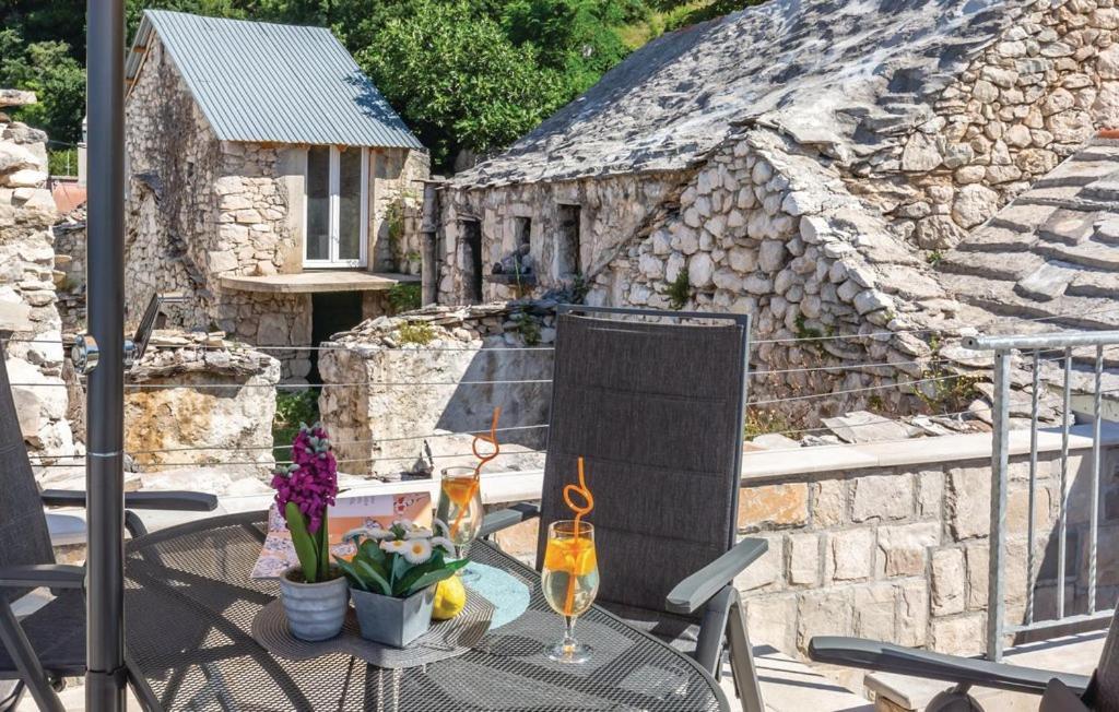 Villa Kristina - Ferienhaus Baska Voda - Topici, Private Outdoor Swimmingpool, Wifi Dış mekan fotoğraf