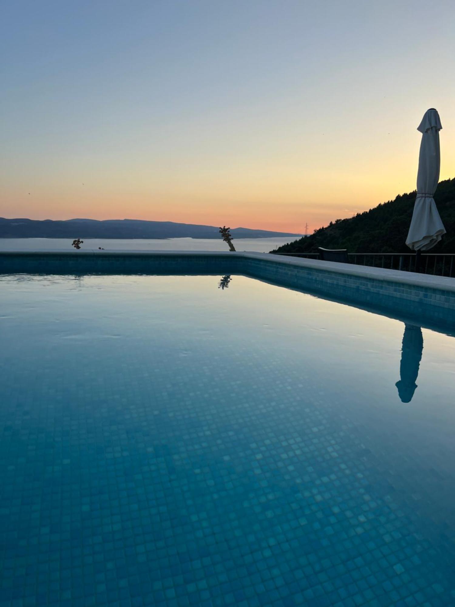 Villa Kristina - Ferienhaus Baska Voda - Topici, Private Outdoor Swimmingpool, Wifi Dış mekan fotoğraf